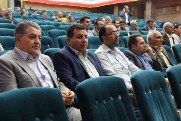 برگزاری مراسم جشن بزرگداشت مقام معلم و تجلیل از پیشکسوتان تربیت معلم 21