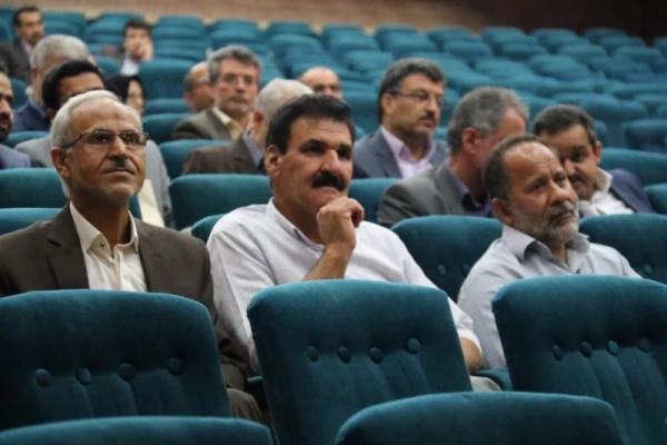 برگزاری مراسم جشن بزرگداشت مقام معلم و تجلیل از پیشکسوتان تربیت معلم 22