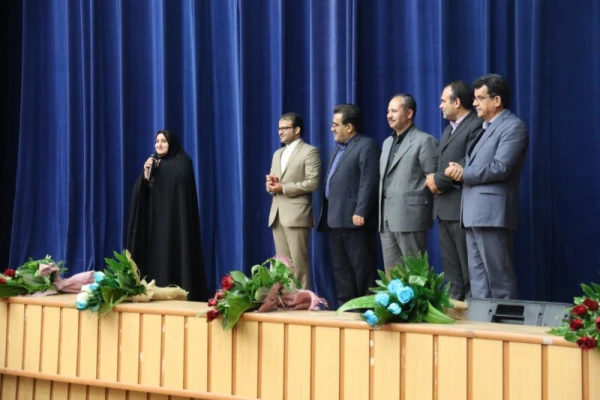 برگزاری مراسم جشن بزرگداشت مقام معلم و تجلیل از پیشکسوتان تربیت معلم 27