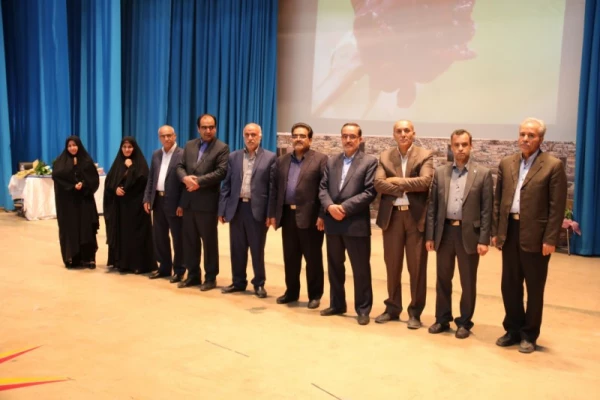 برگزاری مراسم جشن بزرگداشت مقام معلم و تجلیل از پیشکسوتان تربیت معلم 43