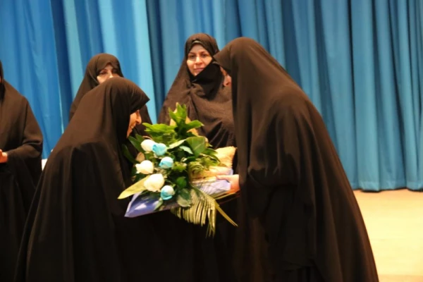 برگزاری مراسم جشن بزرگداشت مقام معلم و تجلیل از پیشکسوتان تربیت معلم 34