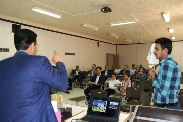 اعلام نفرات برتر جشنواره ی تدریس برتر دانشجومعلمان دانشگاه فرهنگیان یزد 5