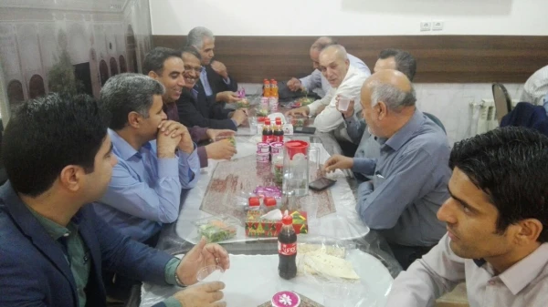 ضیافت افطار تجلیل از بازنشستگان سال های 94 و 95 دانشگاه فرهنگیان یزد 6