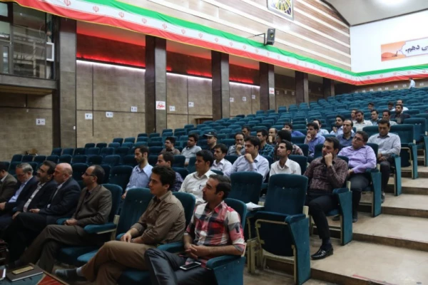 برگزاری نشست مسئولان دانشگاه فرهنگیان یزد و اداره کل آموزش و پرورش استان با مهارت آموزان ماده 28  5