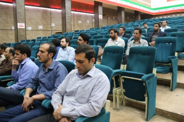 برگزاری نشست مسئولان دانشگاه فرهنگیان یزد و اداره کل آموزش و پرورش استان با مهارت آموزان ماده 28  9