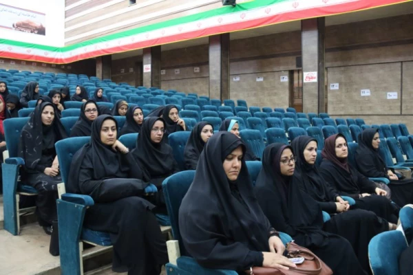 برگزاری نشست مسئولان دانشگاه فرهنگیان یزد و اداره کل آموزش و پرورش استان با مهارت آموزان ماده 28  11