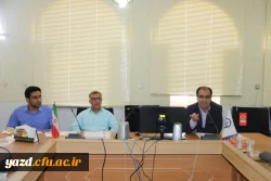 نشست صمیمی مسئولان تشکل ها و انجمن های علمی دانشجویی با مدیر استانی دانشگاه فرهنگیان یزد 4