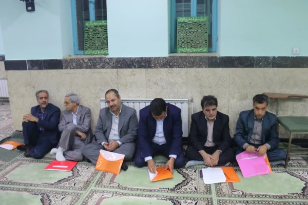 در راستای هماهنگی بین اساتید دانشگاه فرهنگیان یزد در نیمسال اول سال تحصیلی 97-96:

برگزاری نشست گروه های آموزشی 6