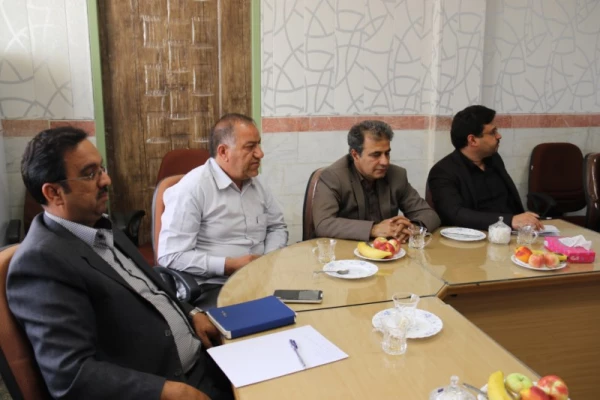 آیین تکریم و معارفه معاونان جدید و سابق پردیس فاطمه الزهرا(س) یزد 7