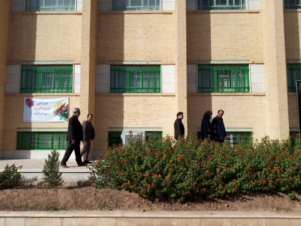 آیین تکریم و معارفه معاونان جدید و سابق پردیس فاطمه الزهرا(س) یزد 4