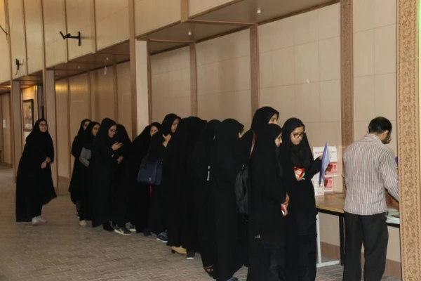 نشست توجیهی دانشجومعلمان ورودی 96 پردیس های استانی یزد 4