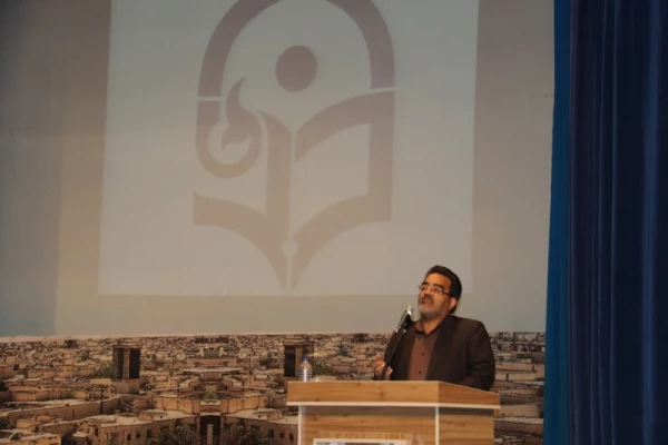 نشست توجیهی دانشجومعلمان ورودی 96 پردیس های استانی یزد 28