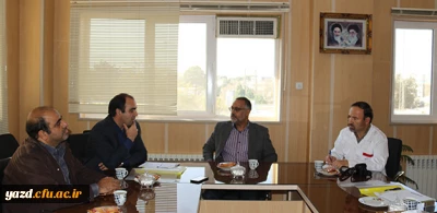 مدیر استانی دانشگاه فرهنگیان یزد در دیدار با مدیر کل انتقال خون استان عنوان کرد:

فرهنگ اهدای خون باید به شکل مسئولانه، آگاهانه و داوطلبانه در بین جوانان توسعه یابد.