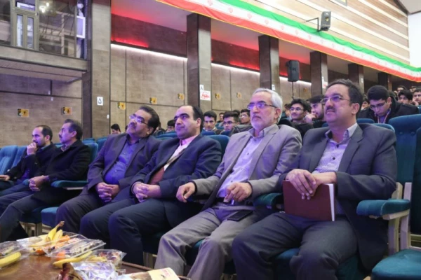 جشن دانشجویی به مناسبت گرامیداشت روز دانشجو برگزار شد 9