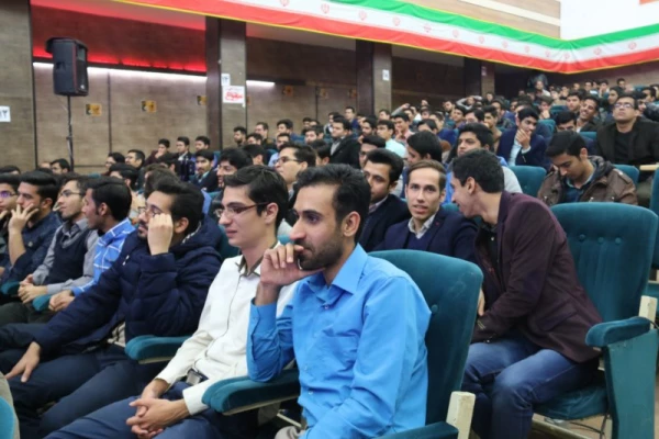 جشن دانشجویی به مناسبت گرامیداشت روز دانشجو برگزار شد 16