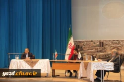 با حضور صادق زیبا کلام و قدیری ابیانه در پردیس شهیدان پاک نژاد یزد برگزار شد:

مناظره سیاسی با موضوع « آزادی و حقوق شهروندی، قانون اساسی و واقعیت های موجود »
 7