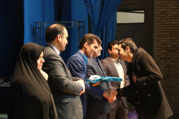 برگزاری مراسم هفته پژوهش و فناوری در دانشگاه فرهنگیان یزد 22