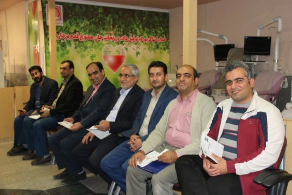 عقد تفاهم نامه میان دانشگاه فرهنگیان یزد و اداره کل انتقال خون استان 6