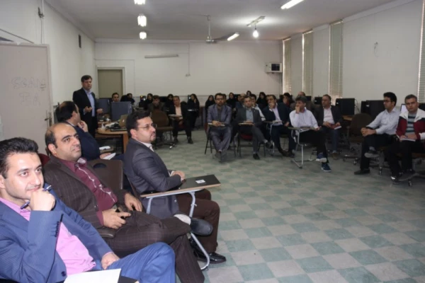 در دانشگاه فرهنگیان یزد برگزارشد:

دوره بالندگی حرفه ای «جستجو و دسترسی به پایگاه های علمی و اطلاعاتی»
 3