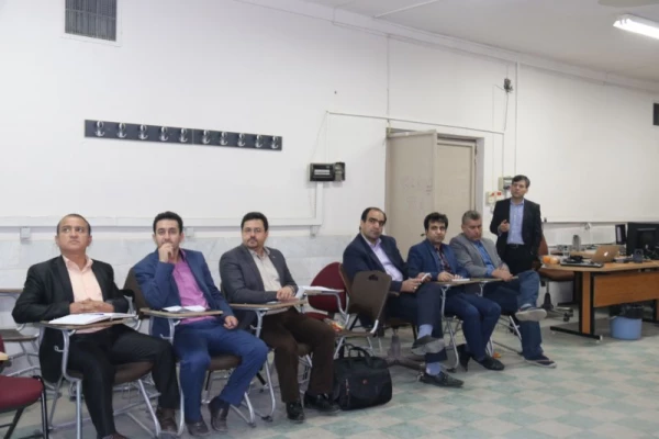 در دانشگاه فرهنگیان یزد برگزارشد:

دوره بالندگی حرفه ای «جستجو و دسترسی به پایگاه های علمی و اطلاعاتی»
 5