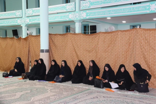 برگزاری نشست گرو های آموزشی:
در راستای هم اندیشی و همکاری اساتید دانشگاه فرهنگیان یزد در جهت پیش برد اهداف آموزشی، پژوهشی و فرهنگی در نیمسال دوم سال تحصیلی 97-96 2