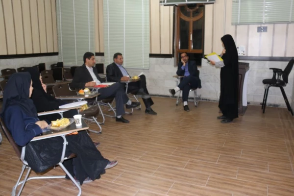 برگزاری نشست گرو های آموزشی:
در راستای هم اندیشی و همکاری اساتید دانشگاه فرهنگیان یزد در جهت پیش برد اهداف آموزشی، پژوهشی و فرهنگی در نیمسال دوم سال تحصیلی 97-96 2