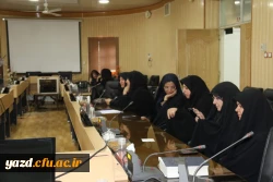 دیدار مسئولین دانشگاه فرهنگیان یزد با مدیرکل آموزش و پرورش استان 
 2