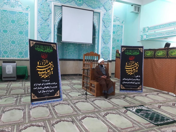 برگزاری مراسم سوگواری حضرت فاطمه الزهرا (س) در پردیس شهیدان پاک نژاد یزد
 2