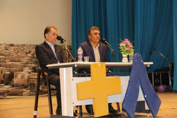 همایش فرهنگی«فنون معلمی»
با همکاری انجمن دانشجویی ریاضیات پردیس شهیدان پاک نژاد یزد 2