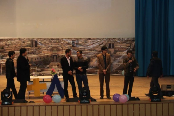 همایش فرهنگی«فنون معلمی»
با همکاری انجمن دانشجویی ریاضیات پردیس شهیدان پاک نژاد یزد 2