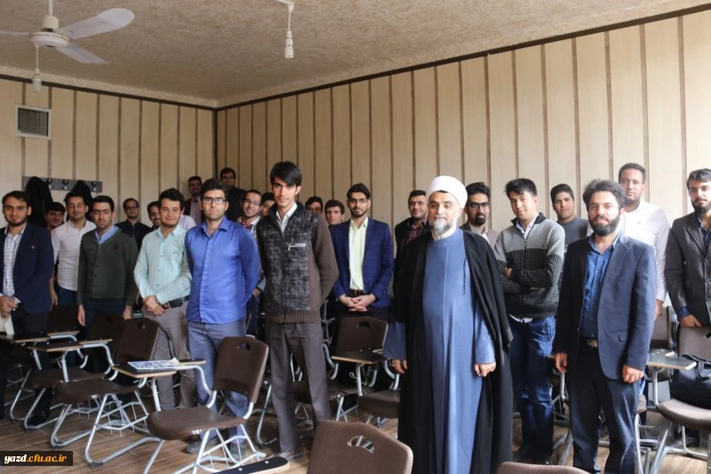 آموزش ضمن خدمت معارف قرآن، نماز و مهدویت (طرح معراج) ویژه دانشجومعلمان ورودی 93 دانشگاه فرهنگیان
 2