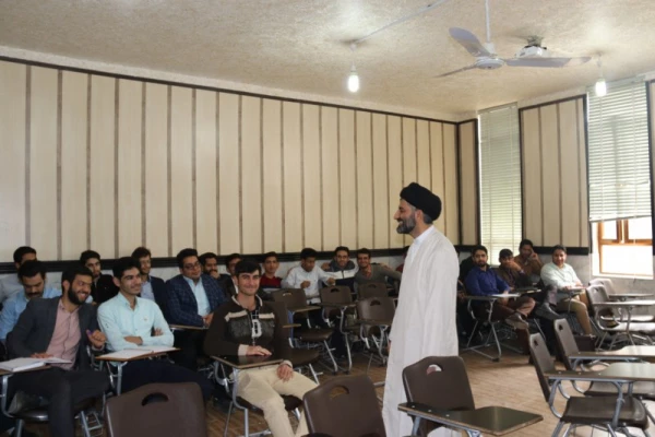 آموزش ضمن خدمت معارف قرآن، نماز و مهدویت (طرح معراج) ویژه دانشجومعلمان ورودی 93 دانشگاه فرهنگیان
 2