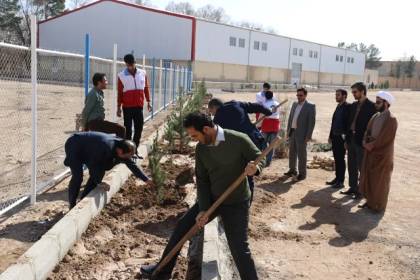 برگزاری مراسم به مناسبت ۱۵ اسفند روز درختکاری در دانشگاه فرهنگیان یزد 
 2
