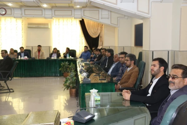 جلسه پایان سال تحصیلی همکاران دانشگاه فرهنگیان یزد
 14