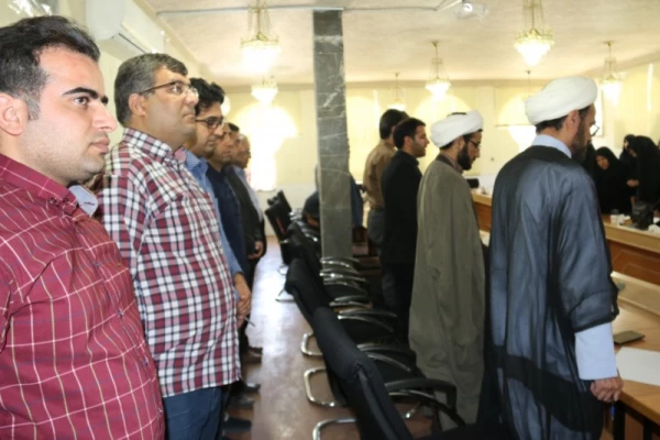 با همت اداره امور آموزشی و پژوهشی مدیریت استانی برگزار شد:

اولین کرسی ترویجی عرضه و نقد ایده علمی دانشگاه فرهنگیان یزد 5