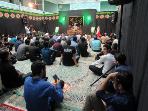 مراسم عزاداری شهادت امام موسی کاظم (ع)
 3