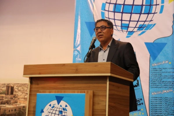 برگزاری جشنواره کشوری تجربیات برتر آموزشی – تربیتی اساتید و معلمان در آموزش علوم ابتدایی در دانشگاه فرهنگیان یزد
 15