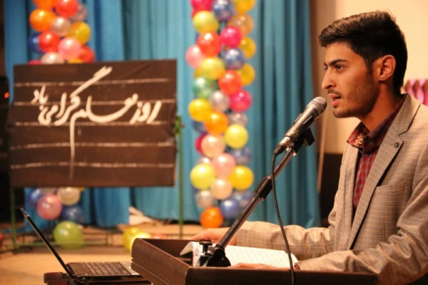 برگزاری مراسم جشن هفته معلم در دانشگاه فرهنگیان یزد ویژه دانشجو معلمان
 2