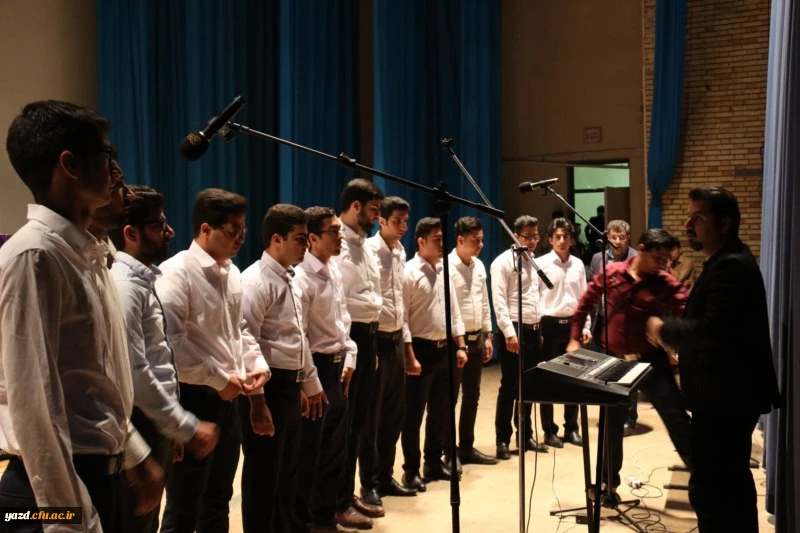 برگزاری مراسم جشن هفته معلم در دانشگاه فرهنگیان یزد ویژه پیشکسوتان، اساتید و کارکنان دانشگاه
 4