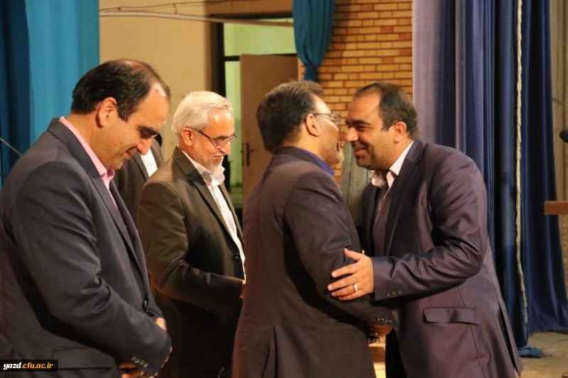 برگزاری مراسم جشن هفته معلم در دانشگاه فرهنگیان یزد ویژه پیشکسوتان، اساتید و کارکنان دانشگاه
 10