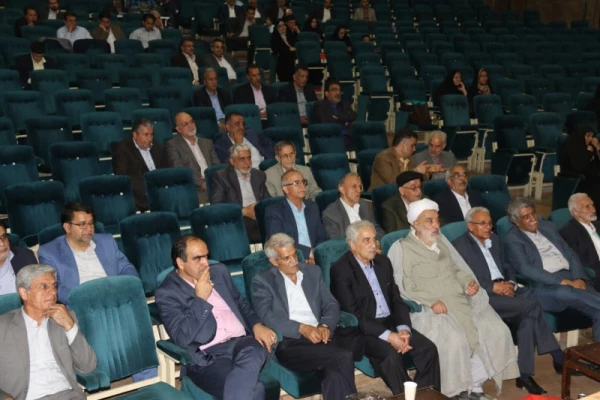 برگزاری مراسم جشن هفته معلم در دانشگاه فرهنگیان یزد ویژه پیشکسوتان، اساتید و کارکنان دانشگاه 2