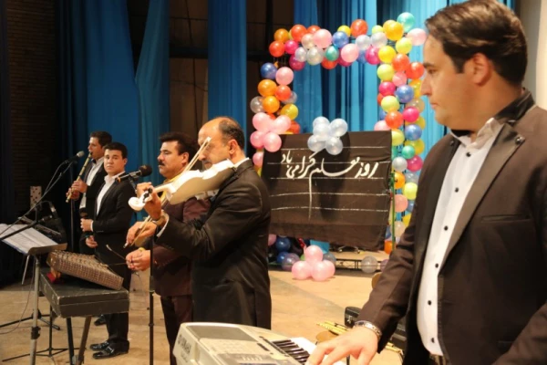 برگزاری مراسم جشن هفته معلم در دانشگاه فرهنگیان یزد ویژه پیشکسوتان، اساتید و کارکنان دانشگاه 4