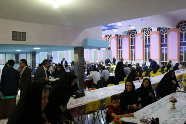 برگزاری مراسم جشن هفته معلم در دانشگاه فرهنگیان یزد ویژه پیشکسوتان، اساتید و کارکنان دانشگاه 10