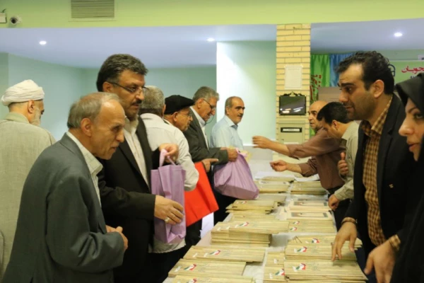 برگزاری مراسم جشن هفته معلم در دانشگاه فرهنگیان یزد ویژه پیشکسوتان، اساتید و کارکنان دانشگاه 15