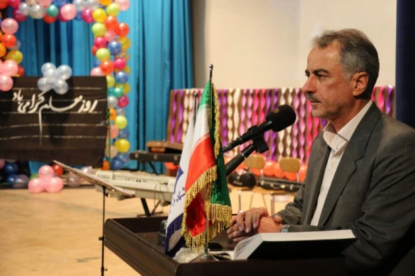 برگزاری مراسم جشن هفته معلم در دانشگاه فرهنگیان یزد ویژه پیشکسوتان، اساتید و کارکنان دانشگاه 16