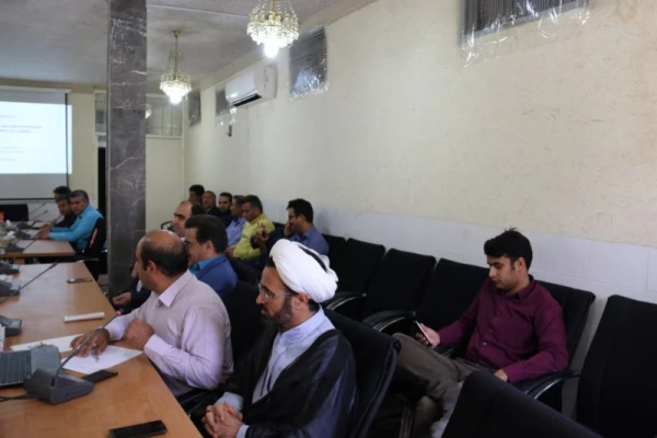به همت اداره امور آموزشی و پژوهشی مدیریت امور پردیس های استانی  برگزار شد:

دومین کرسی ترویجی عرضه و نقد ایده علمی دانشگاه فرهنگیان یزد 3