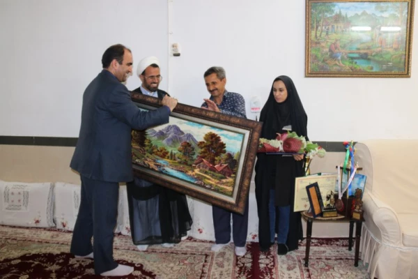 برگزاری مراسم تجلیل از دانشجو معلم قهرمان ، با حضور مسئولان دانشگاه فرهنگیان یزد
 2