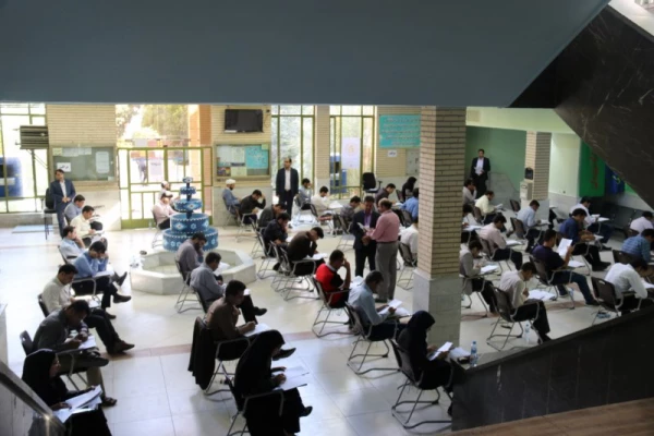 صبح چهارشنبه 24/05/97آزمون اصلح مهارت آموزان برگزار شد
 4