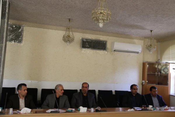 با همت اداره امور آموزشی و پژوهشی مدیریت استانی برگزار شد:

کارگاه آموزشی اصول مقاله نویسی استاندارد 4