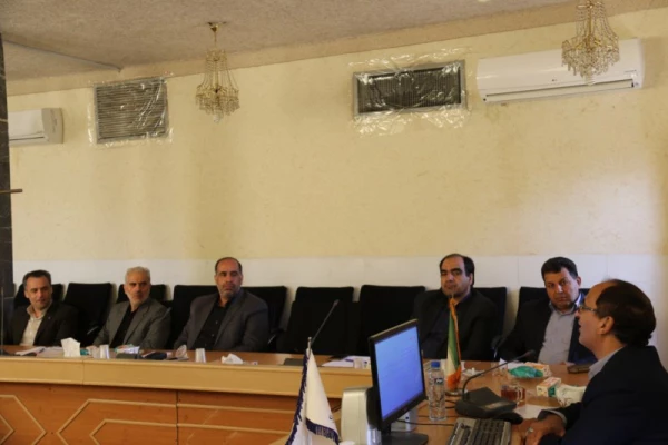 با همت اداره امور آموزشی و پژوهشی مدیریت استانی برگزار شد:

کارگاه آموزشی اصول مقاله نویسی استاندارد 6